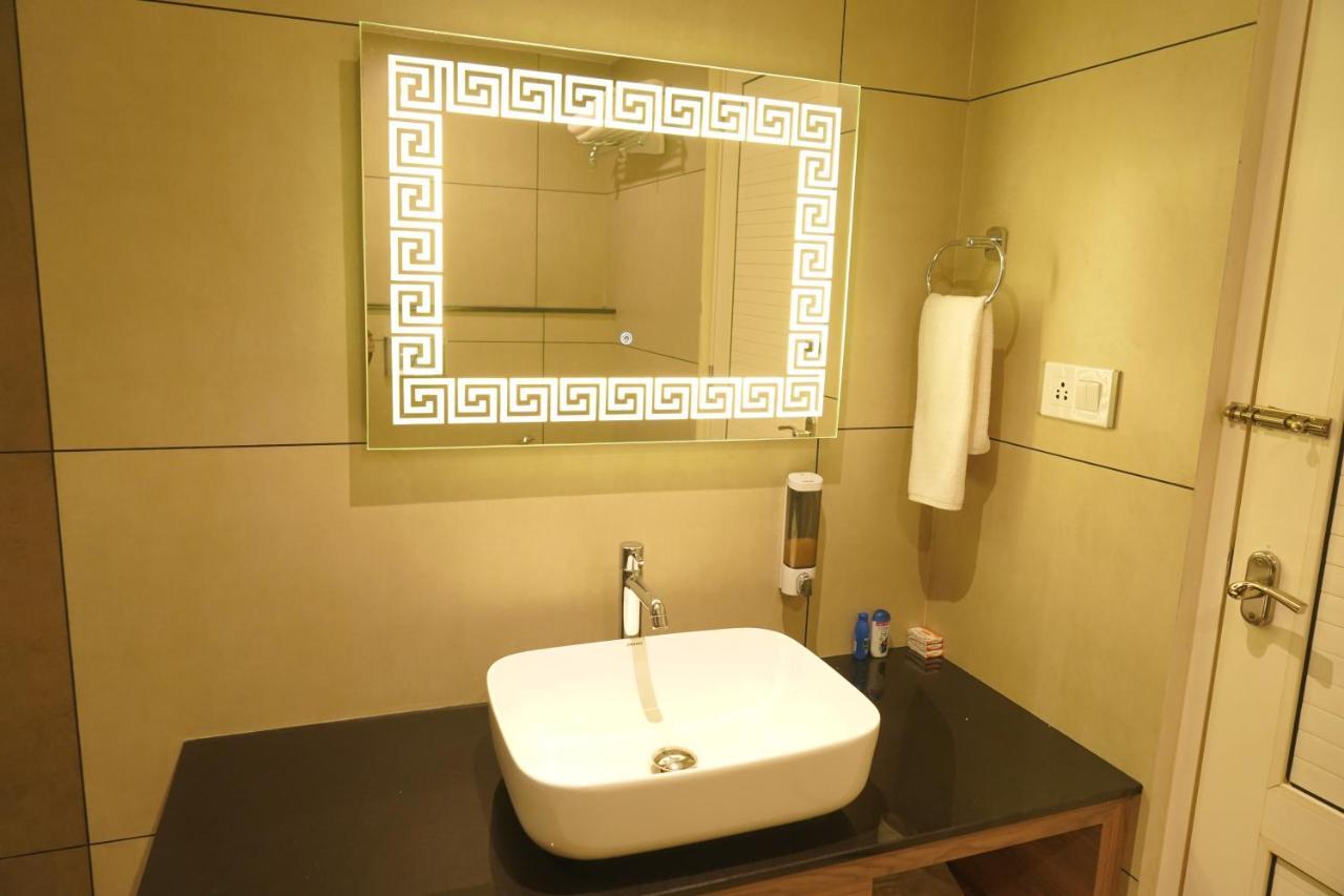 Hotel Bekal International Kāsaragod Екстериор снимка